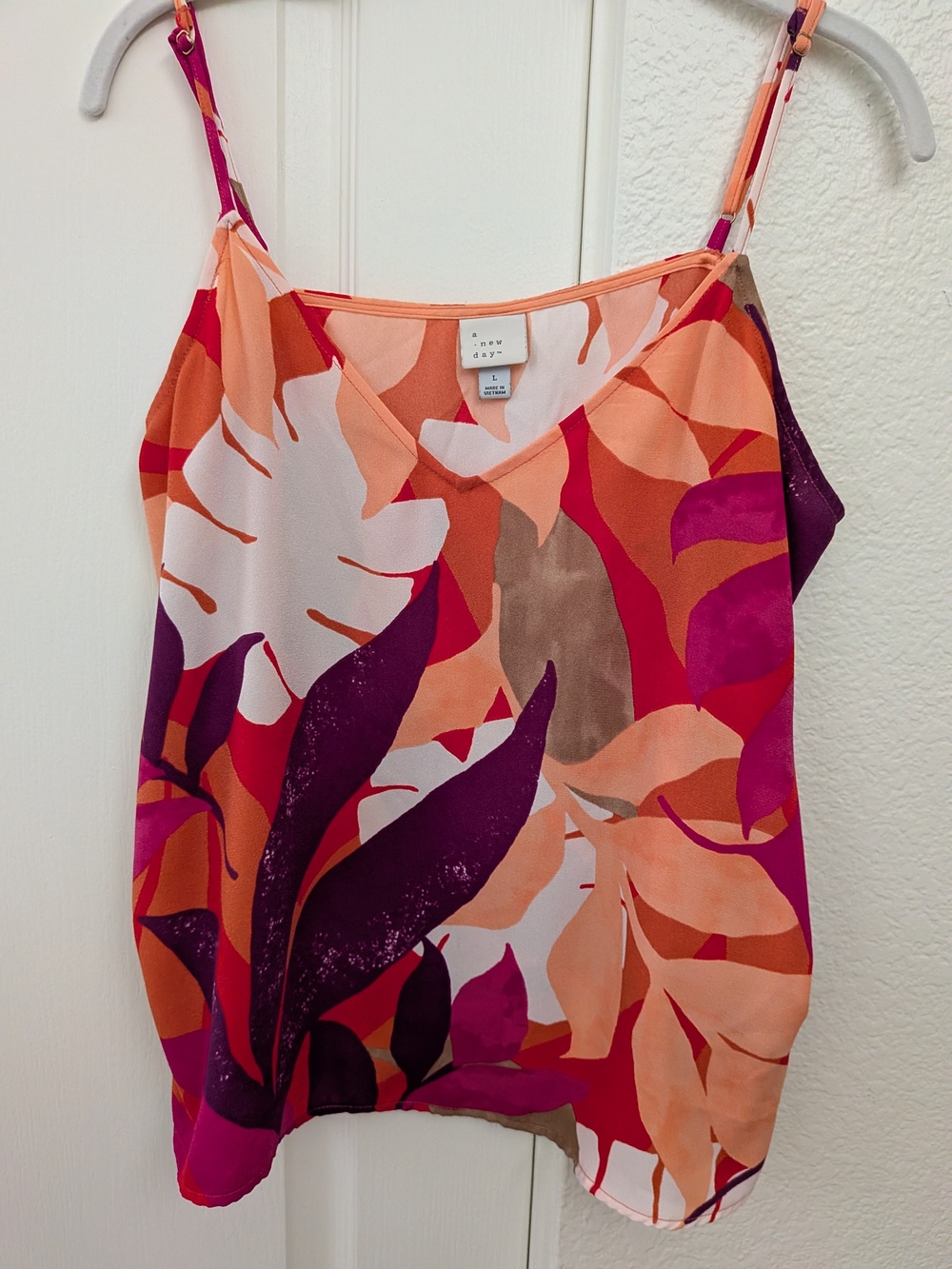 a new day Multicolor Tropical Leaf Print Cami - Pink, Orange, Purple